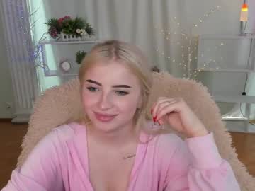 girl Mature Sex Cams with nika_queen__