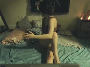 girl Mature Sex Cams with emmaonreplay1