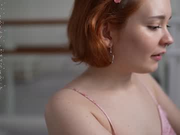 girl Mature Sex Cams with sofi_eilish