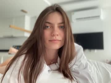 girl Mature Sex Cams with kattyyy_catt