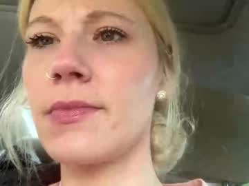 girl Mature Sex Cams with emmwarr1514
