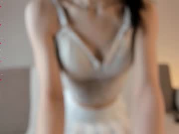 girl Mature Sex Cams with elwynagreaves