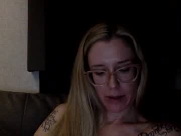 girl Mature Sex Cams with botanist_barbie
