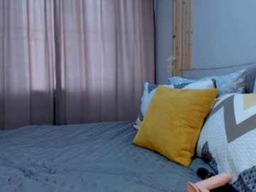 girl Mature Sex Cams with mia_henderson
