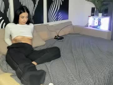 couple Mature Sex Cams with sexy_show0