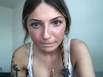 girl Mature Sex Cams with emiefox2