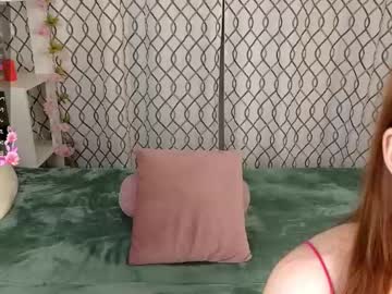 girl Mature Sex Cams with lilleylakiki