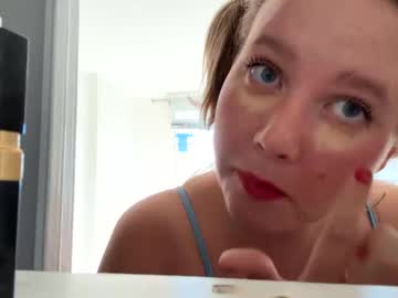 girl Mature Sex Cams with phoenix_songbird808