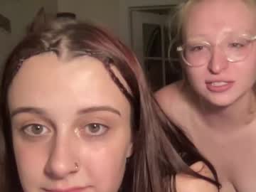couple Mature Sex Cams with cherryandbailey