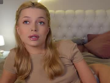 girl Mature Sex Cams with kellypeachpie